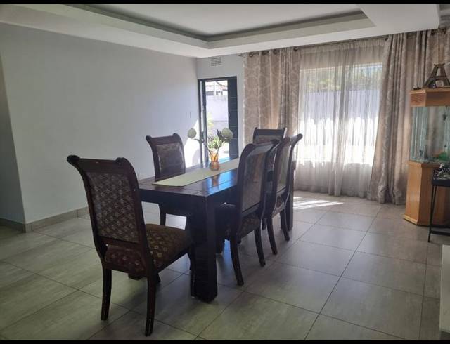 3 BEDROOM HOUSE FOR SALE IN RACEVIEW